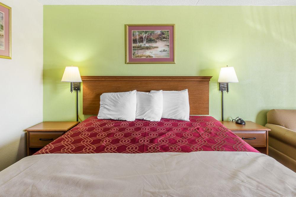 Econo Lodge Knoxville Exteriör bild