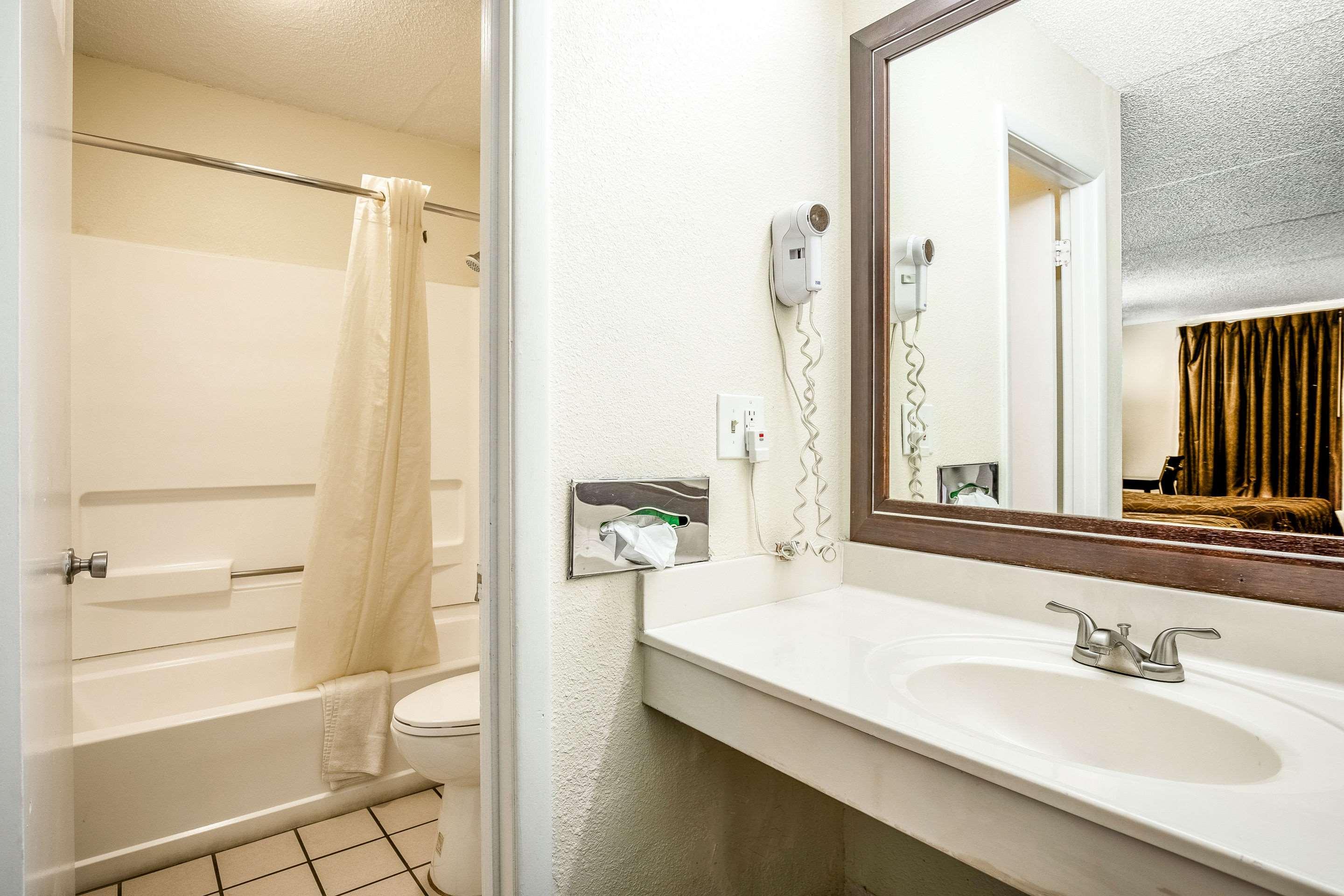 Econo Lodge Knoxville Exteriör bild