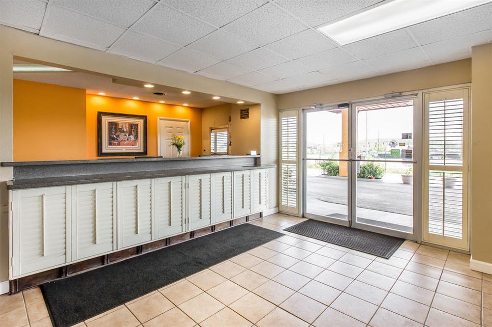 Econo Lodge Knoxville Exteriör bild