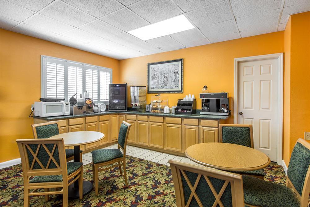 Econo Lodge Knoxville Exteriör bild