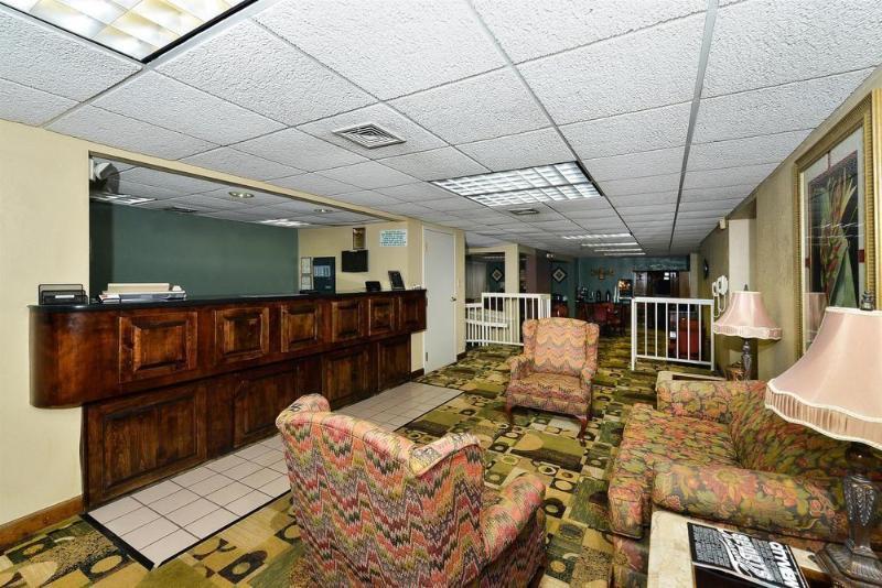 Econo Lodge Knoxville Exteriör bild